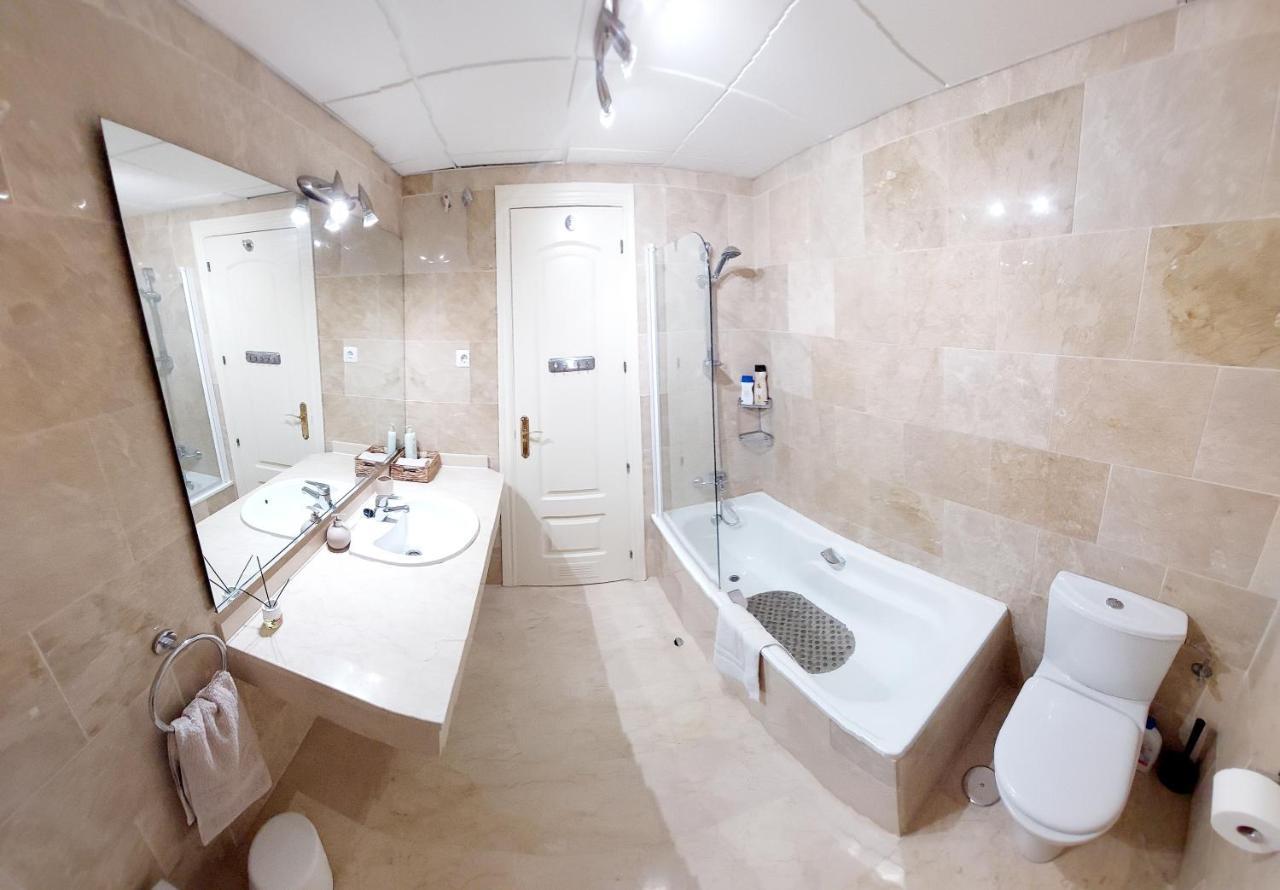 Luxurious Apartment 2 Bedroom 2 Bathroom Near Beach Malaga Zewnętrze zdjęcie